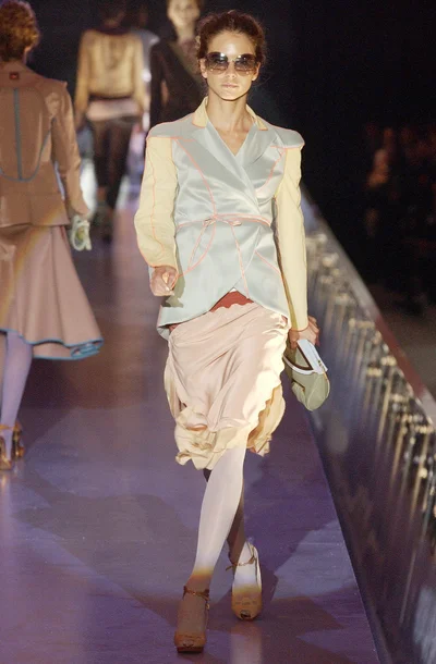 Look 18
